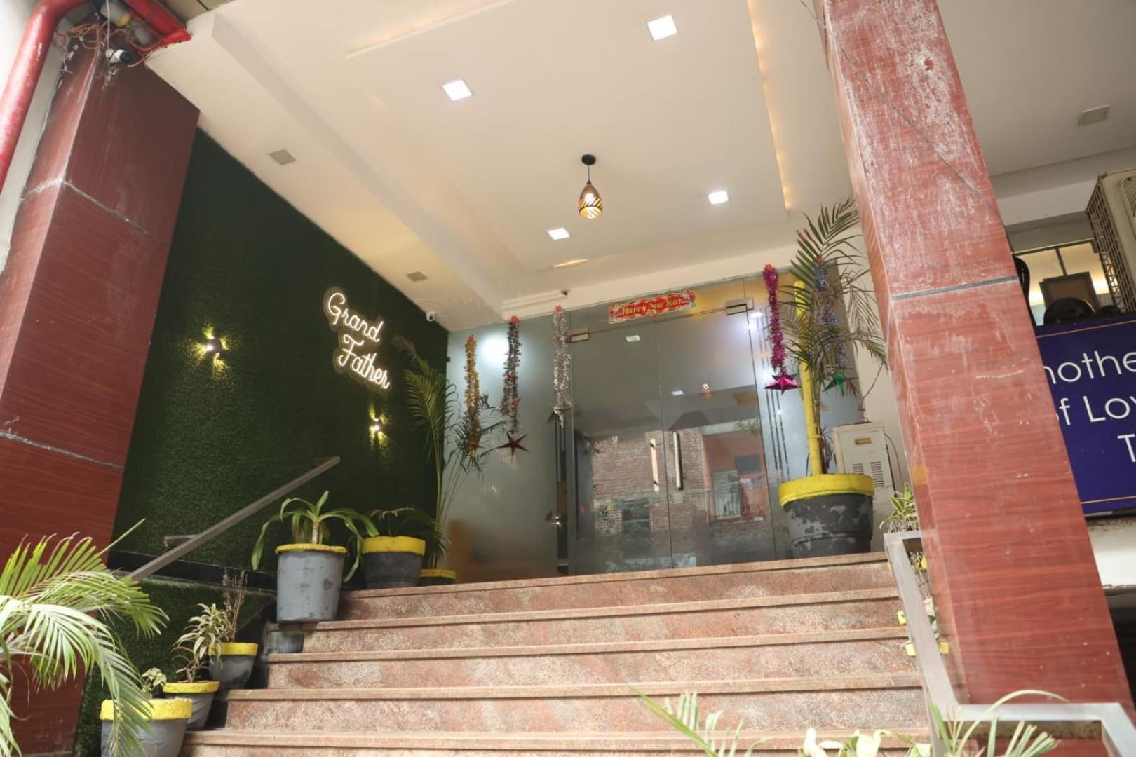 Hotel Grand Father Agra  Exterior foto